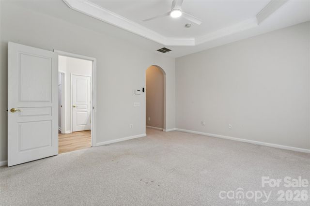 8426 Heron Glen Drive, Charlotte, NC 28269