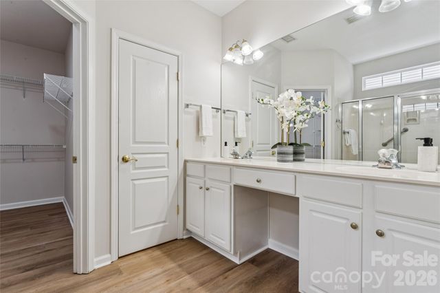 8426 Heron Glen Drive, Charlotte, NC 28269