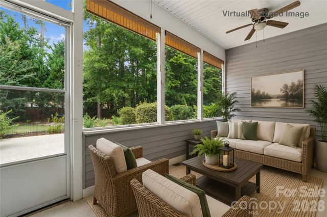 8426 Heron Glen Drive, Charlotte, NC 28269