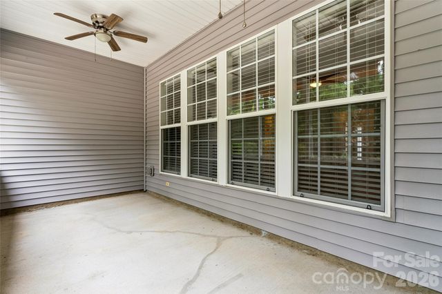 8426 Heron Glen Drive, Charlotte, NC 28269
