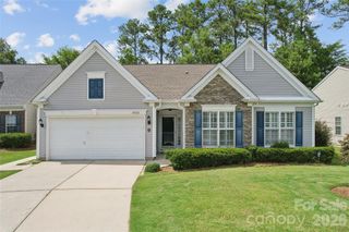 8426 Heron Glen Drive, Charlotte, NC 28269