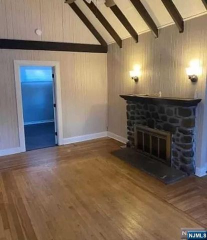 14 Baywood Terrace, Wayne, NJ 07470