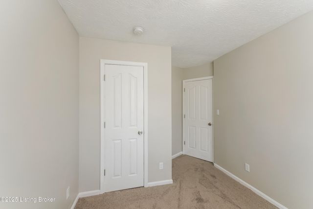 214 N 24th St, Louisville, KY 40212