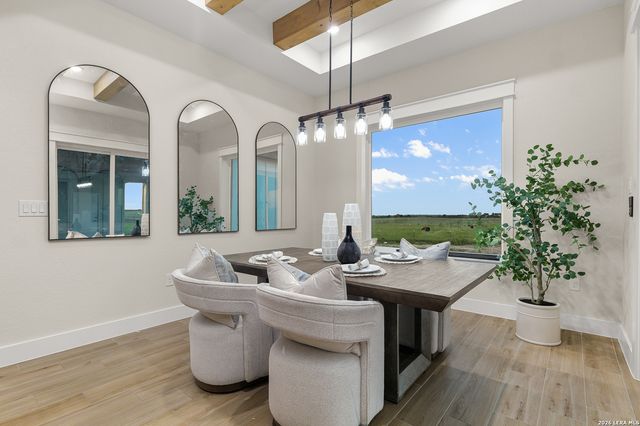 116 PIONEER DR, La Vernia, TX 78121