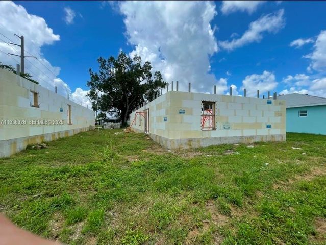 3208 Jeffcott, Other City - In The State Of Florida, FL 33916