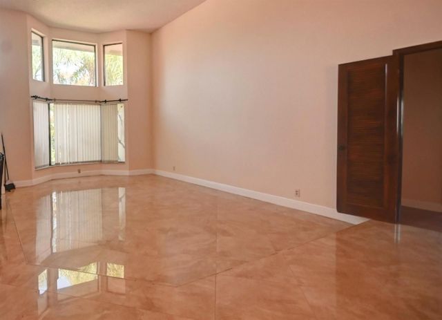 19915 Back 9 Drive, Boca Raton, FL 33498