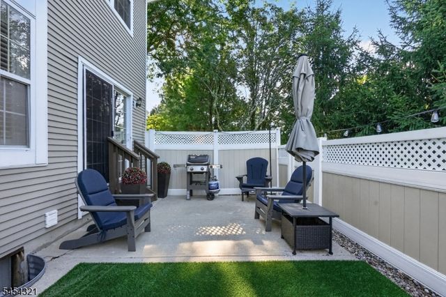 61 Dorchester Dr, Bernards Twp., NJ 07920