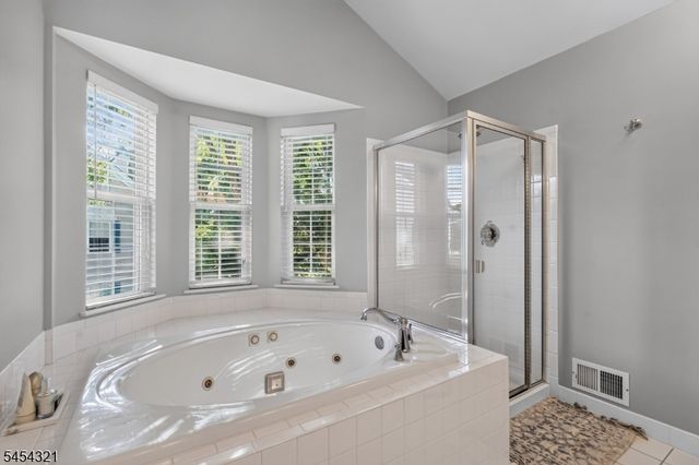 61 Dorchester Dr, Bernards Twp., NJ 07920