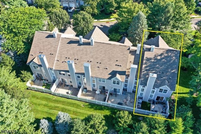 61 Dorchester Dr, Bernards Twp., NJ 07920