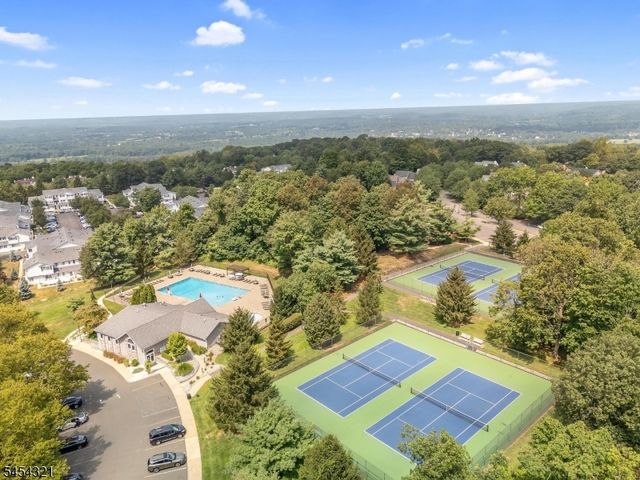 61 Dorchester Dr, Bernards Twp., NJ 07920