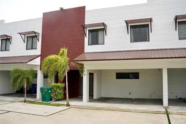 958 NW 10th Street 4, Florida City, FL 33034