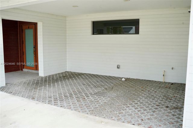958 NW 10th Street 4, Florida City, FL 33034