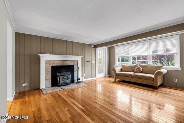 150 Easy Street, Howell, NJ 07731