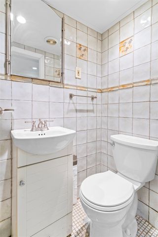 5902 70th Street, Maspeth, NY 11378