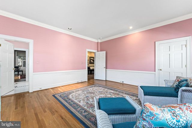 1304 WASHINGTON AVE, Fredericksburg, VA 22401