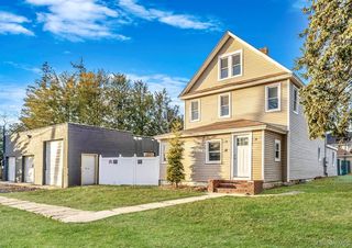 45 Redington Street, Bay Shore, NY 11706