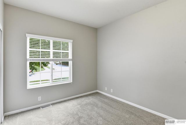 13703 S 14th Street, Bellevue, NE 68123