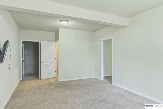 13703 S 14th Street, Bellevue, NE 68123