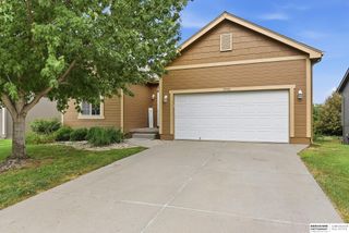 13703 S 14th Street, Bellevue, NE 68123