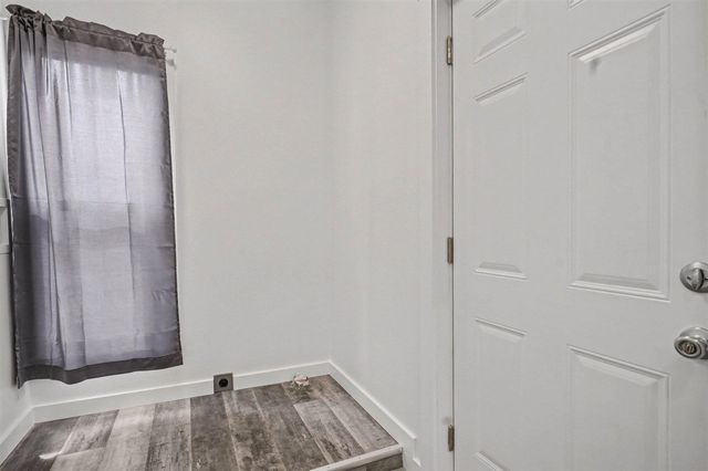 16 S Broad Street, Battle Creek, MI 49017