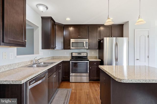 12 BRITANIA CT, Martinsburg, WV 25405