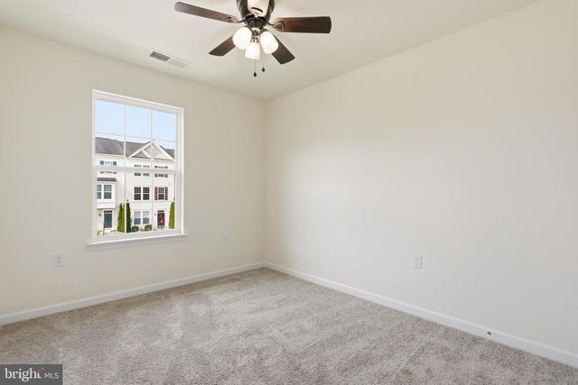 12 BRITANIA CT, Martinsburg, WV 25405
