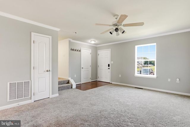 12 BRITANIA CT, Martinsburg, WV 25405