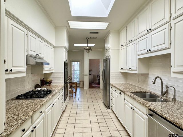 3308 Trafalgar Square, Tyler, TX 75701