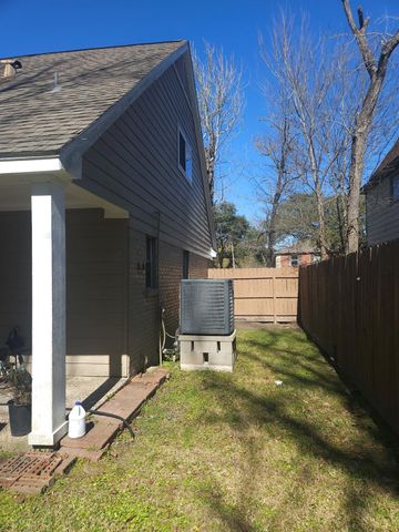 544 Brandon Road, Conroe, TX 77302