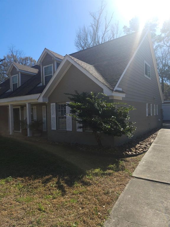 544 Brandon Road, Conroe, TX 77302