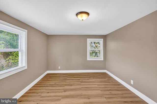 314 W SOMERDALE RD, Somerdale, NJ 08083