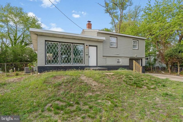 314 W SOMERDALE RD, Somerdale, NJ 08083