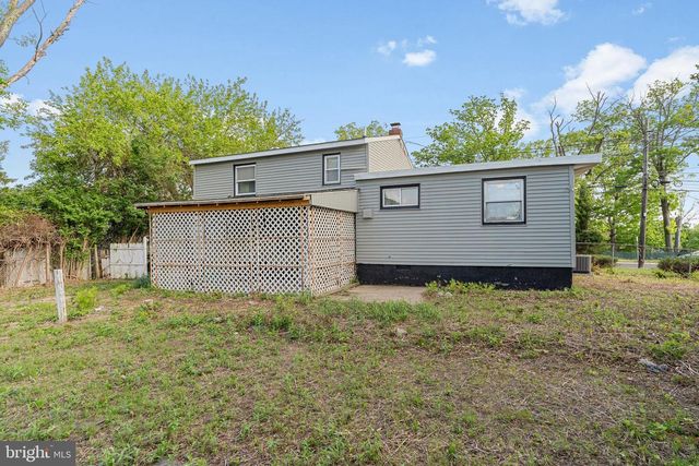 314 W SOMERDALE RD, Somerdale, NJ 08083