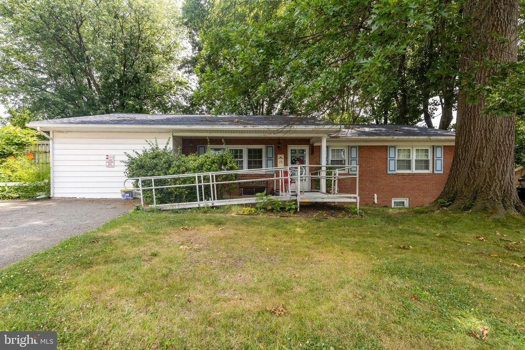 122 ORCHARD DR, Boonsboro, MD 21713