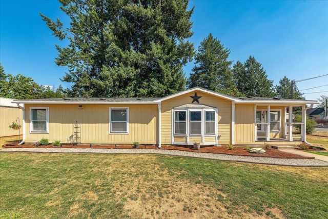 104 N Stevens Ave, Deer Park, WA 99006