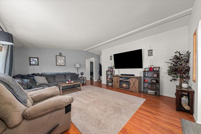 104 N Stevens Ave, Deer Park, WA 99006