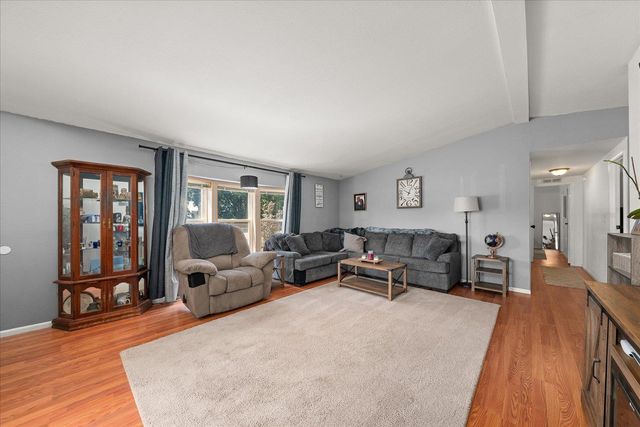 104 N Stevens Ave, Deer Park, WA 99006