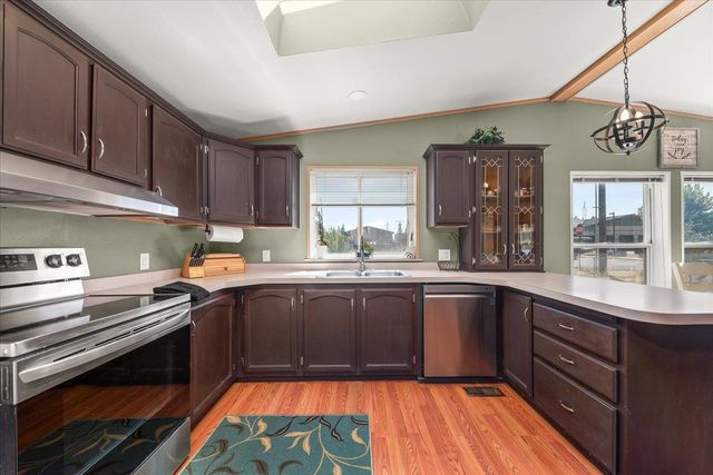 104 N Stevens Ave, Deer Park, WA 99006