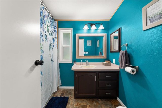 104 N Stevens Ave, Deer Park, WA 99006