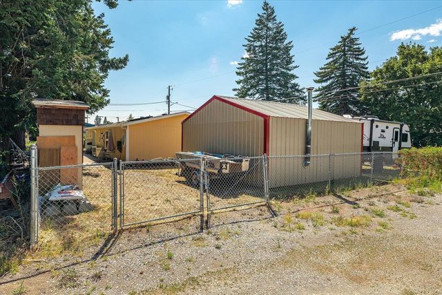 104 N Stevens Ave, Deer Park, WA 99006