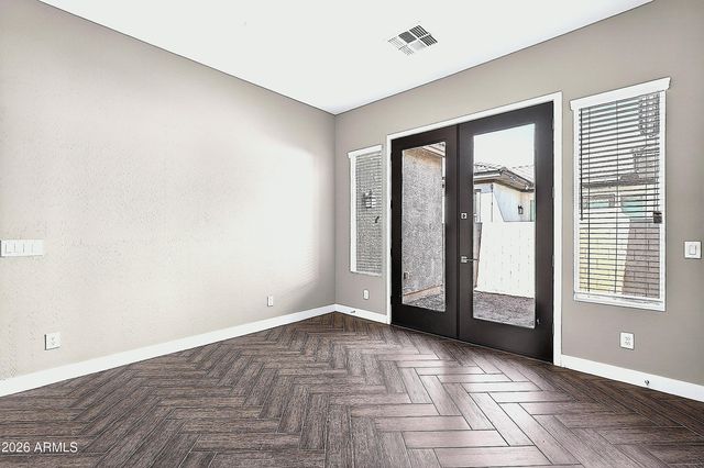7117 E Peralta Circle, Mesa, AZ 85212