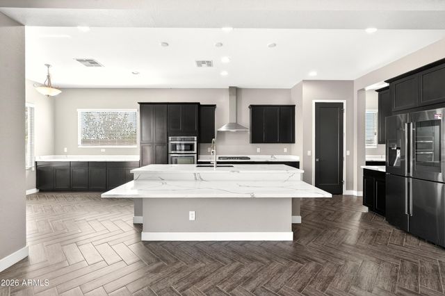 7117 E Peralta Circle, Mesa, AZ 85212