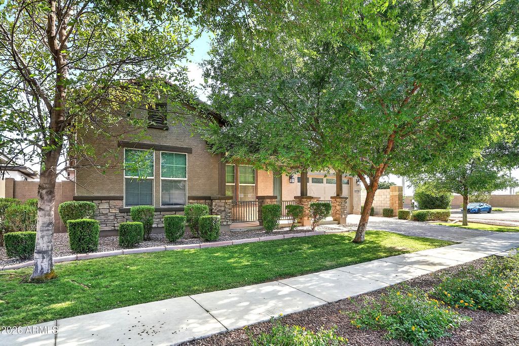 7117 E Peralta Circle, Mesa, AZ 85212