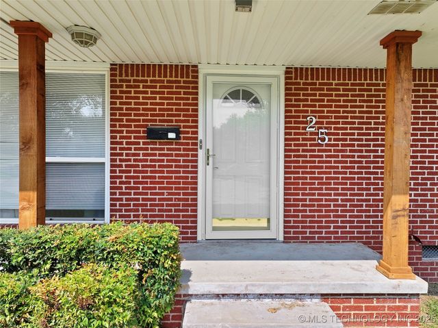 25 Hillcrest, Ardmore, OK 73401