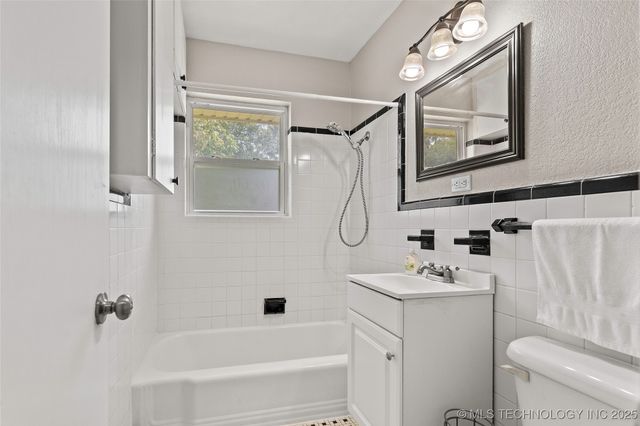 25 Hillcrest, Ardmore, OK 73401