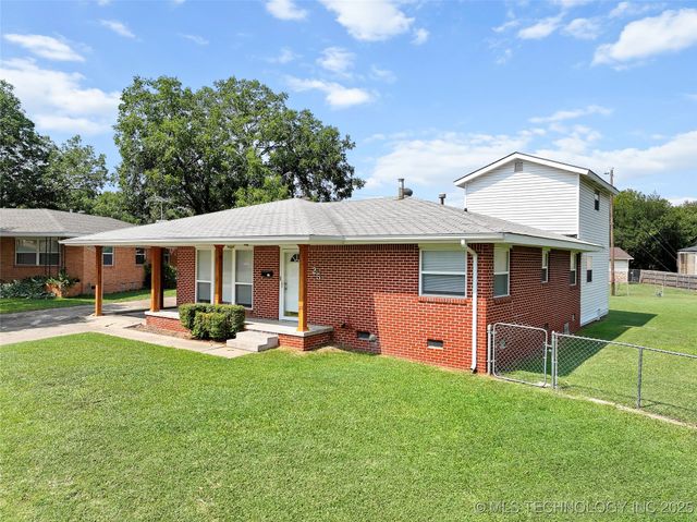 25 Hillcrest, Ardmore, OK 73401