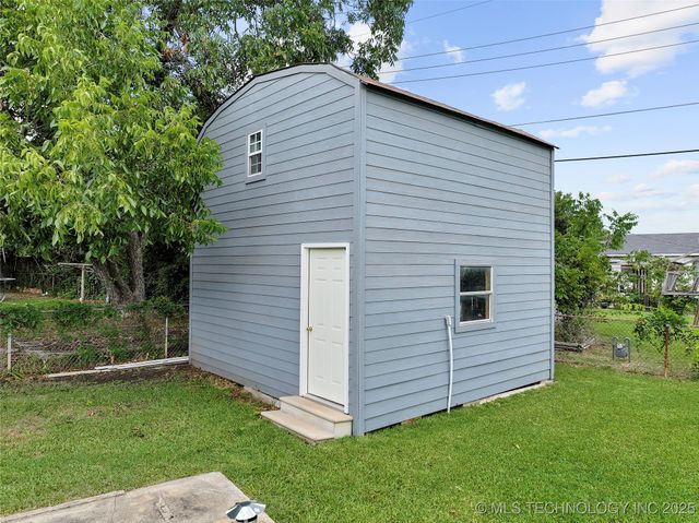 25 Hillcrest, Ardmore, OK 73401