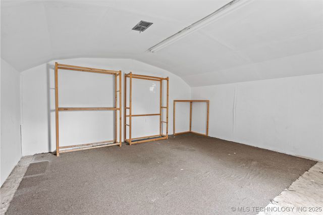 25 Hillcrest, Ardmore, OK 73401