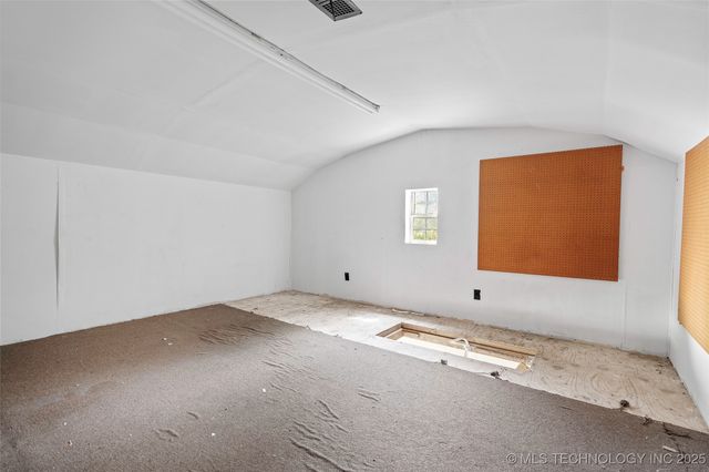 25 Hillcrest, Ardmore, OK 73401