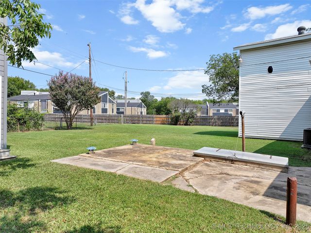 25 Hillcrest, Ardmore, OK 73401